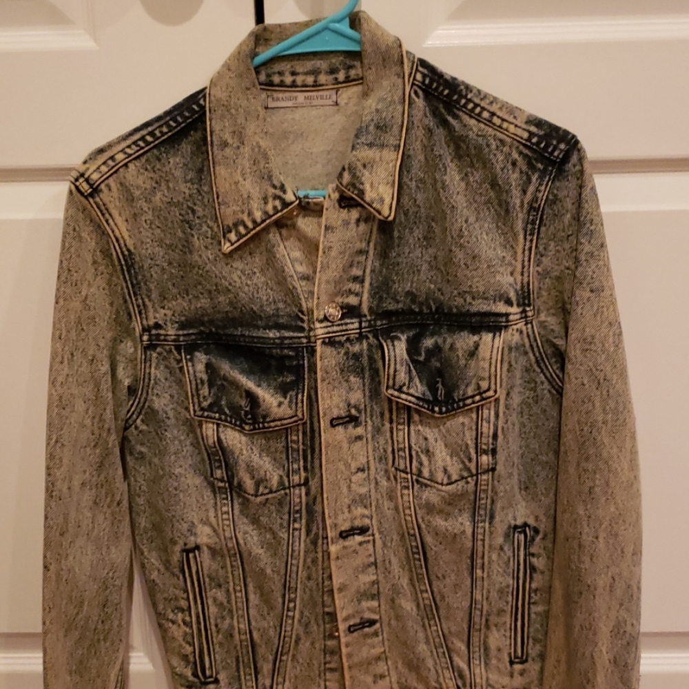 Acid wash jeans jacket
